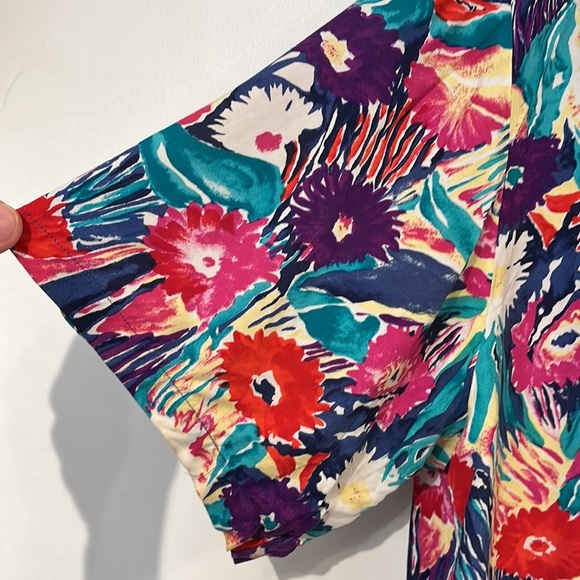 Vintage Nordstrom Point of View floral button up blouse- size medium - Picture 5 of 10